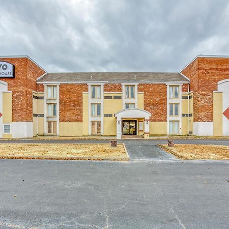 Oyo Townhouse Tulsa Woodland Hills Hotel Ngoại thất bức ảnh
