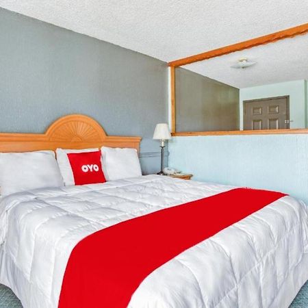 Oyo Townhouse Tulsa Woodland Hills Hotel Ngoại thất bức ảnh