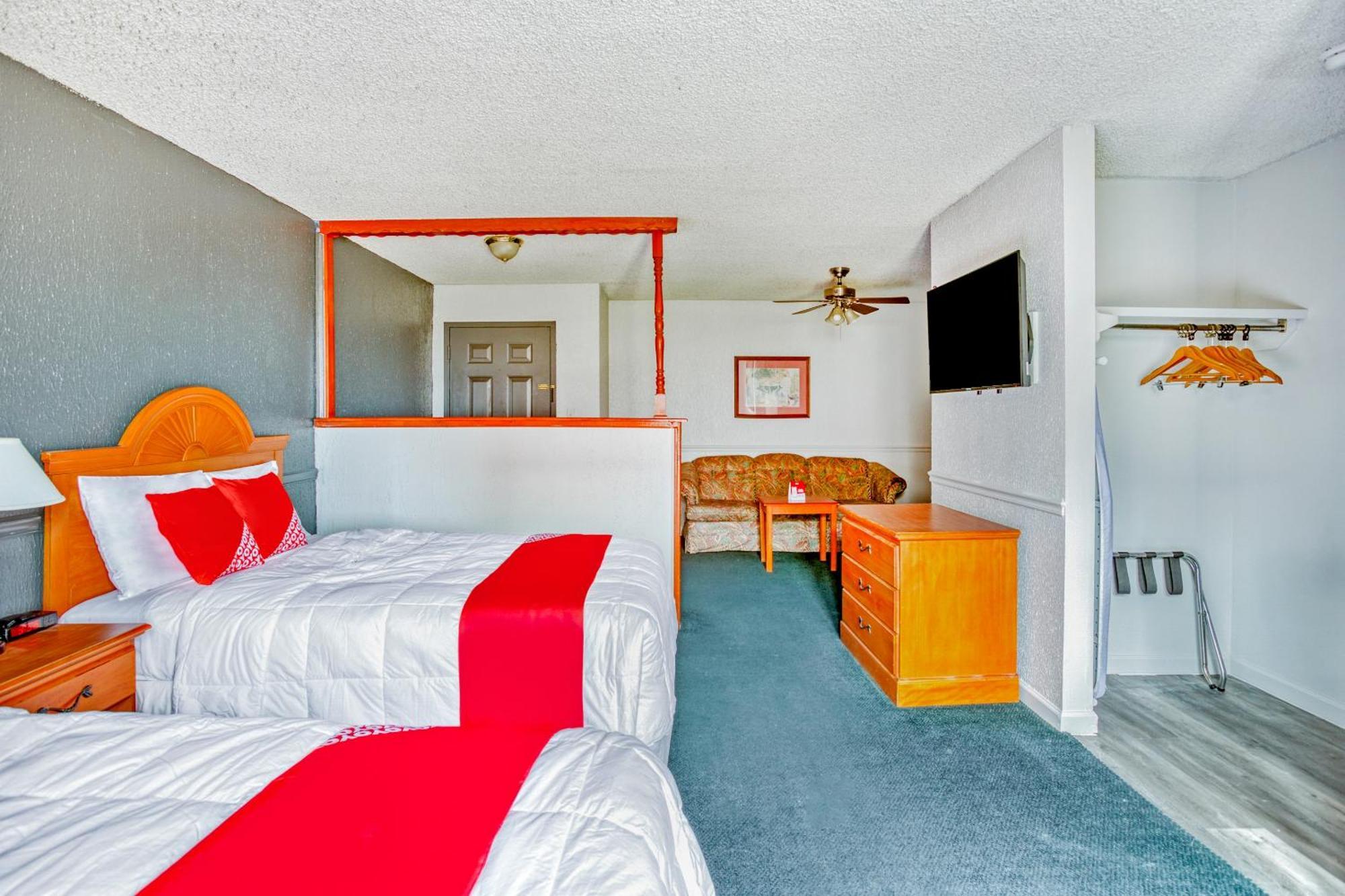 Oyo Townhouse Tulsa Woodland Hills Hotel Ngoại thất bức ảnh