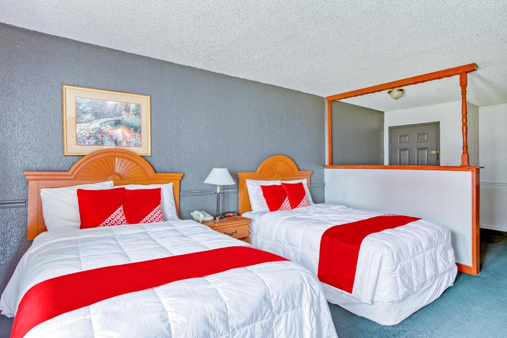 Oyo Townhouse Tulsa Woodland Hills Hotel Ngoại thất bức ảnh
