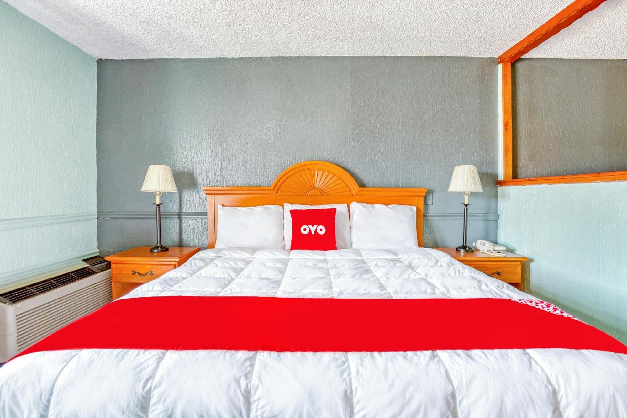 Oyo Townhouse Tulsa Woodland Hills Hotel Ngoại thất bức ảnh