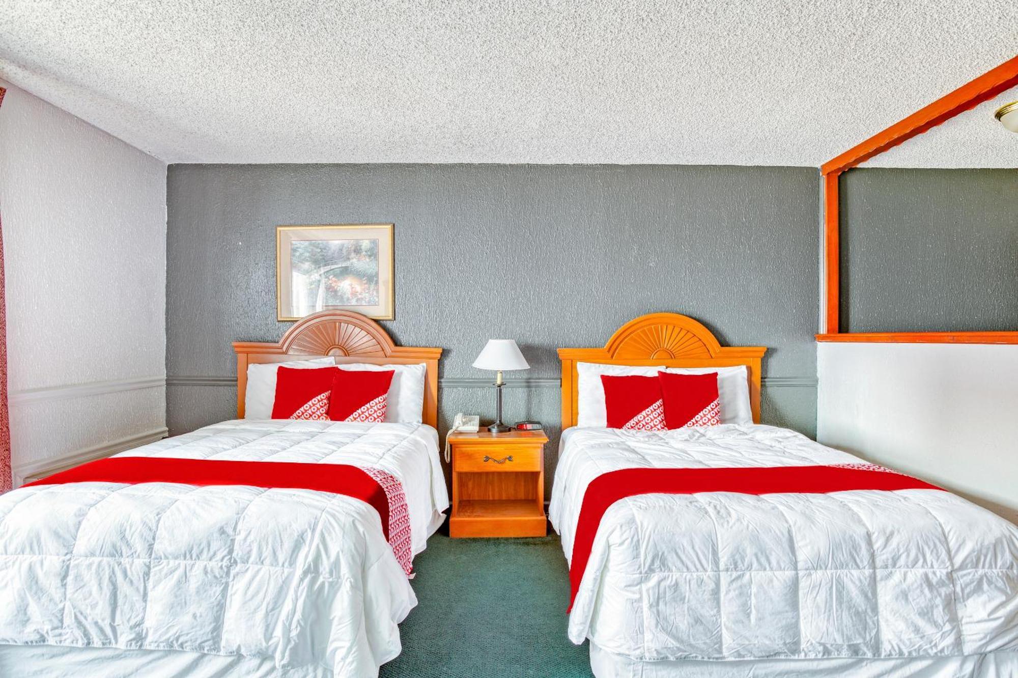 Oyo Townhouse Tulsa Woodland Hills Hotel Ngoại thất bức ảnh